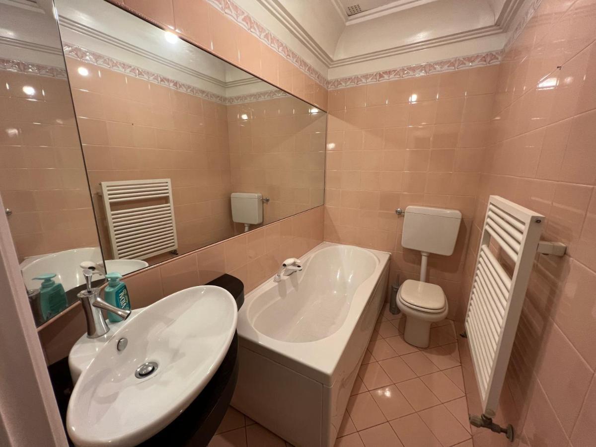 Casa Roma Rooms& Apartmens Padova