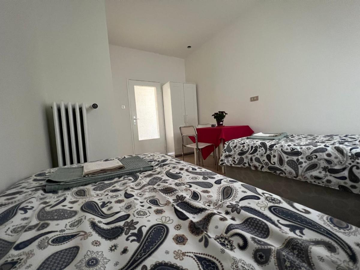Apartment Casa Roma Rooms& Apartmens